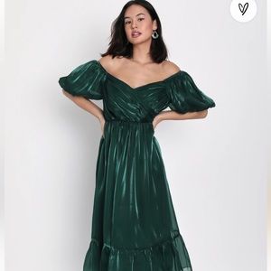 BN Lulu’s Remarkable Sensastion Emerald Green Puff Sleeved Tier Dress
